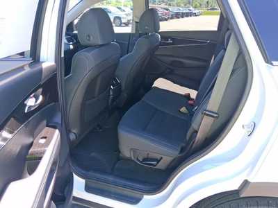 2020 Kia Sorento, $15995. Photo 9