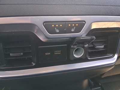 2021 Chevrolet 1500 Crew Cab, $42500. Photo 11