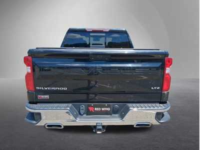 2021 Chevrolet 1500 Crew Cab, $42500. Photo 3