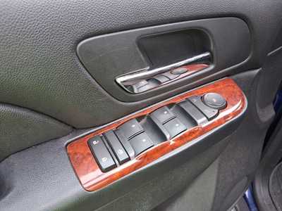 2013 Chevrolet Avalanche, $11995. Photo 12