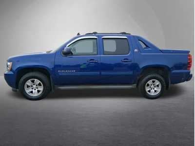 2013 Chevrolet Avalanche, $11995. Photo 4