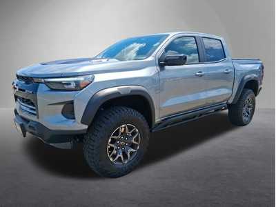 2025 Chevrolet Colorado Crew Cab, $49995. Photo 5