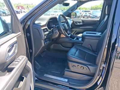 2022 Chevrolet Suburban, $62995. Photo 8