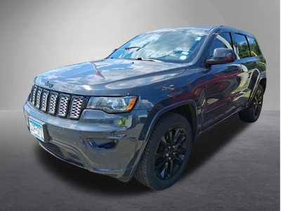 2017 Jeep Grand Cherokee, $18495. Photo 3