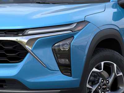 2025 Chevrolet Trax, $25995. Photo 10