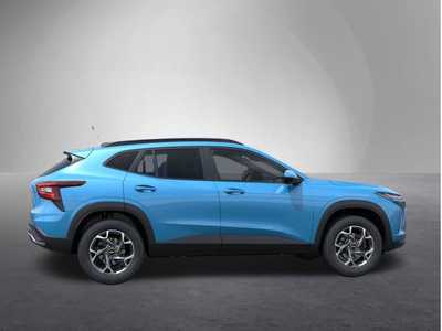 2025 Chevrolet Trax, $25995. Photo 5