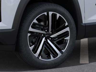 2026 Chevrolet Equinox, $38840. Photo 9