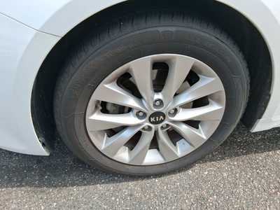 2018 Kia Optima, $. Photo 4