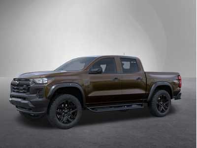2025 Chevrolet Colorado Crew Cab, $. Photo 2