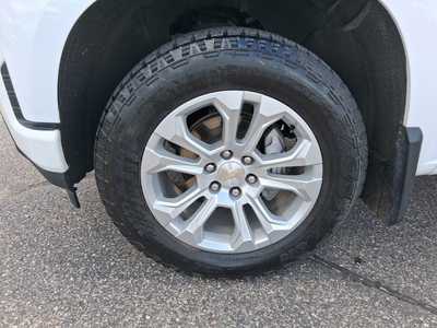 2020 Chevrolet 1500 Crew Cab, $38789. Photo 7