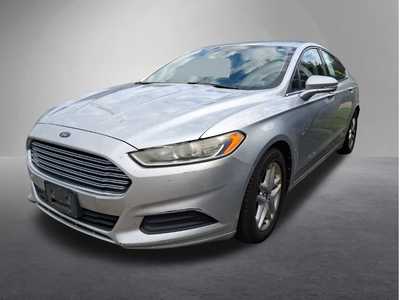 2013 Ford Fusion, $2500. Photo 3