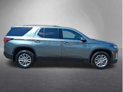 2023 Chevrolet Traverse, $32995. Photo 2
