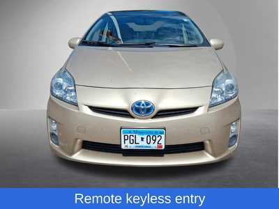 2010 Toyota Prius, $9500. Photo 2