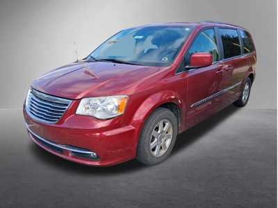 2011 Chrysler Town & Country, $2888. Photo 3