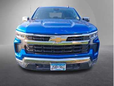 2022 Chevrolet 1500 Crew Cab, $35995. Photo 2
