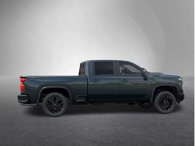 2026 Chevrolet 3500 Crew Cab, $. Photo 5