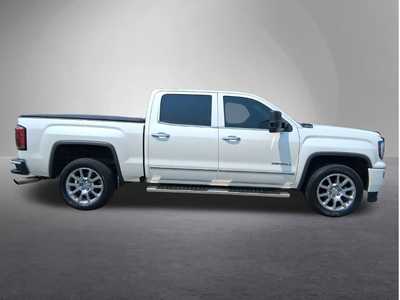 2017 GMC 1500 Crew Cab, $22995. Photo 2
