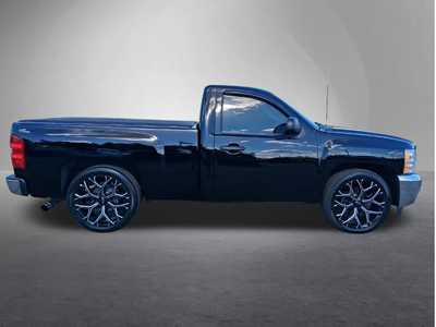 2012 Chevrolet 1500 Reg Cab, $18995. Photo 2