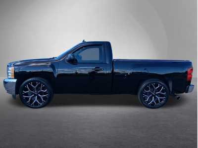 2012 Chevrolet 1500 Reg Cab, $18995. Photo 4