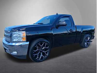 2012 Chevrolet 1500 Reg Cab, $18995. Photo 5
