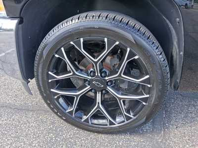 2012 Chevrolet 1500 Reg Cab, $18995. Photo 7