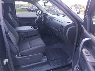 2012 Chevrolet 1500 Reg Cab, $18995. Photo 9