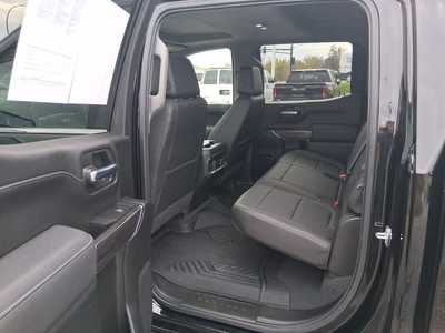 2022 Chevrolet 1500 Crew Cab, $44795. Photo 9