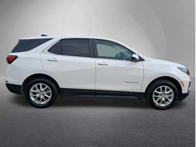 2023 Chevrolet Equinox, $24444. Photo 2
