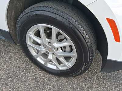 2023 Chevrolet Equinox, $24444. Photo 7