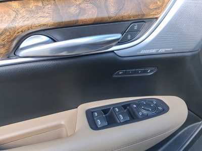 2021 Cadillac XT5, $33995. Photo 12