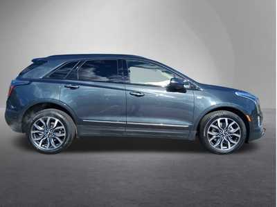 2021 Cadillac XT5, $33995. Photo 2