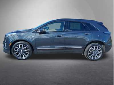 2021 Cadillac XT5, $33995. Photo 4