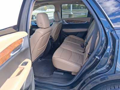 2021 Cadillac XT5, $33995. Photo 9