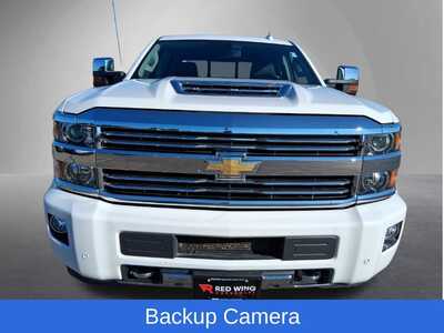 2017 Chevrolet 3500 Crew Cab, $47888. Photo 5