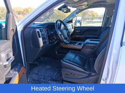 2017 Chevrolet 3500 Crew Cab, $47888. Photo 8