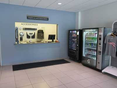 2017 GMC Acadia, $12995. Photo 9