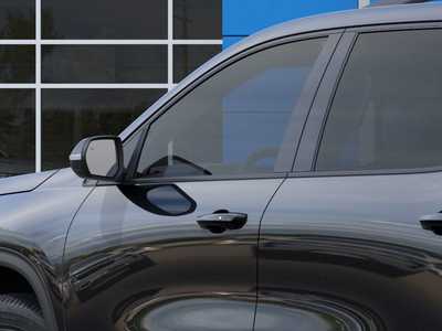 2026 Chevrolet Traverse, $49630. Photo 12