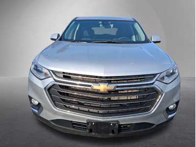 2021 Chevrolet Traverse, $26500. Photo 2