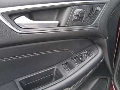 2022 Ford Edge, $23500. Photo 12