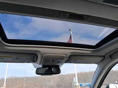 2025 Mazda CX-5, $27500. Photo 12