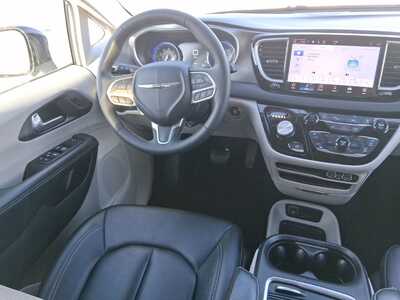 2024 Chrysler Pacifica, $27777. Photo 11