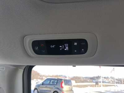 2024 Chrysler Pacifica, $27777. Photo 12