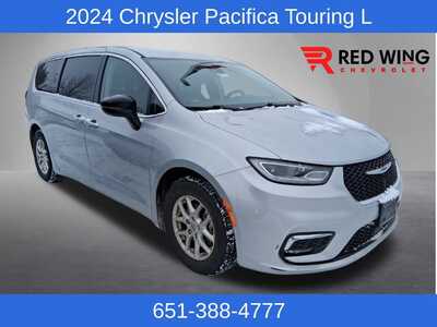 2024 Chrysler Pacifica, $28995. Photo 1