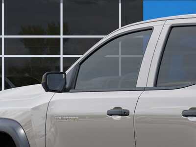 2026 Chevrolet Colorado Crew Cab, $51385. Photo 12