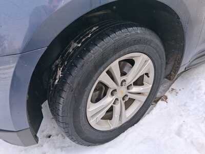 2014 Chevrolet Equinox, $7995. Photo 4