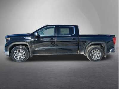 2022 GMC 1500 Crew Cab, $34600. Photo 4