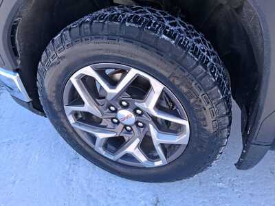 2022 GMC 1500 Crew Cab, $34600. Photo 7