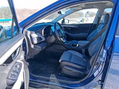 2021 Subaru Outback, $22926. Photo 8