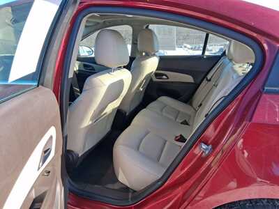 2014 Chevrolet Cruze, $7500. Photo 9