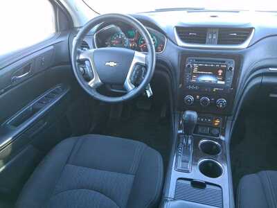 2016 Chevrolet Traverse, $10668. Photo 12